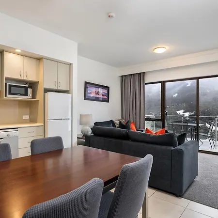 Lantern 1 Bedroom Balcony With Alpine And Village View Thredbo Exterior photo