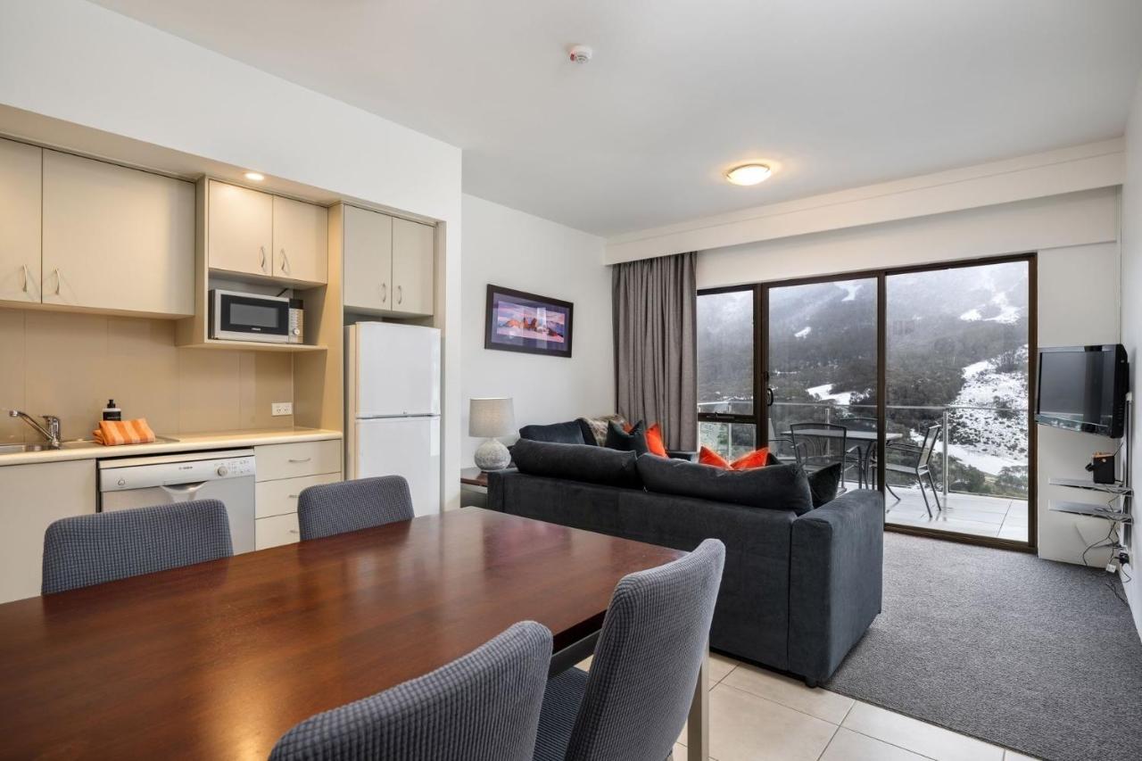 Lantern 1 Bedroom Balcony With Alpine And Village View *